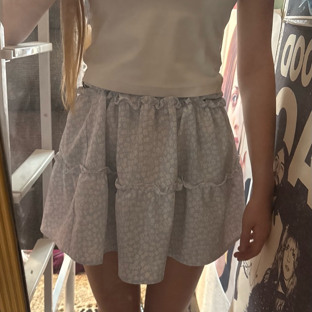 blue and white floral mini skirt